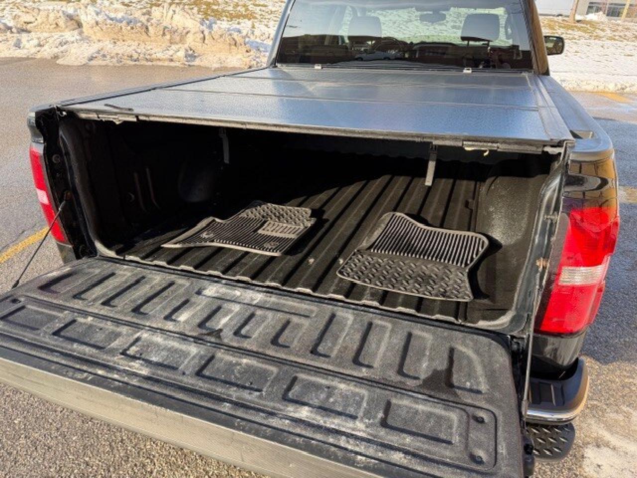 2017 GMC Sierra 1500 SLE  Z71 4WD Crew Cab Remote Starter Certified Photo