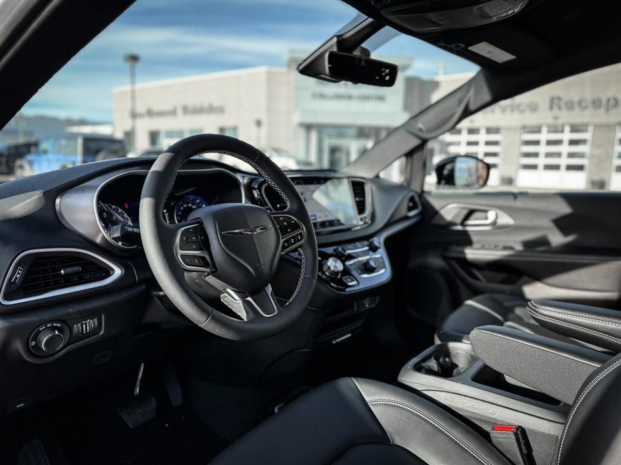 2026 Chrysler Grand Caravan SXT   PWR DOORS   HEATED SEATS   REMOTE START   CA Photo