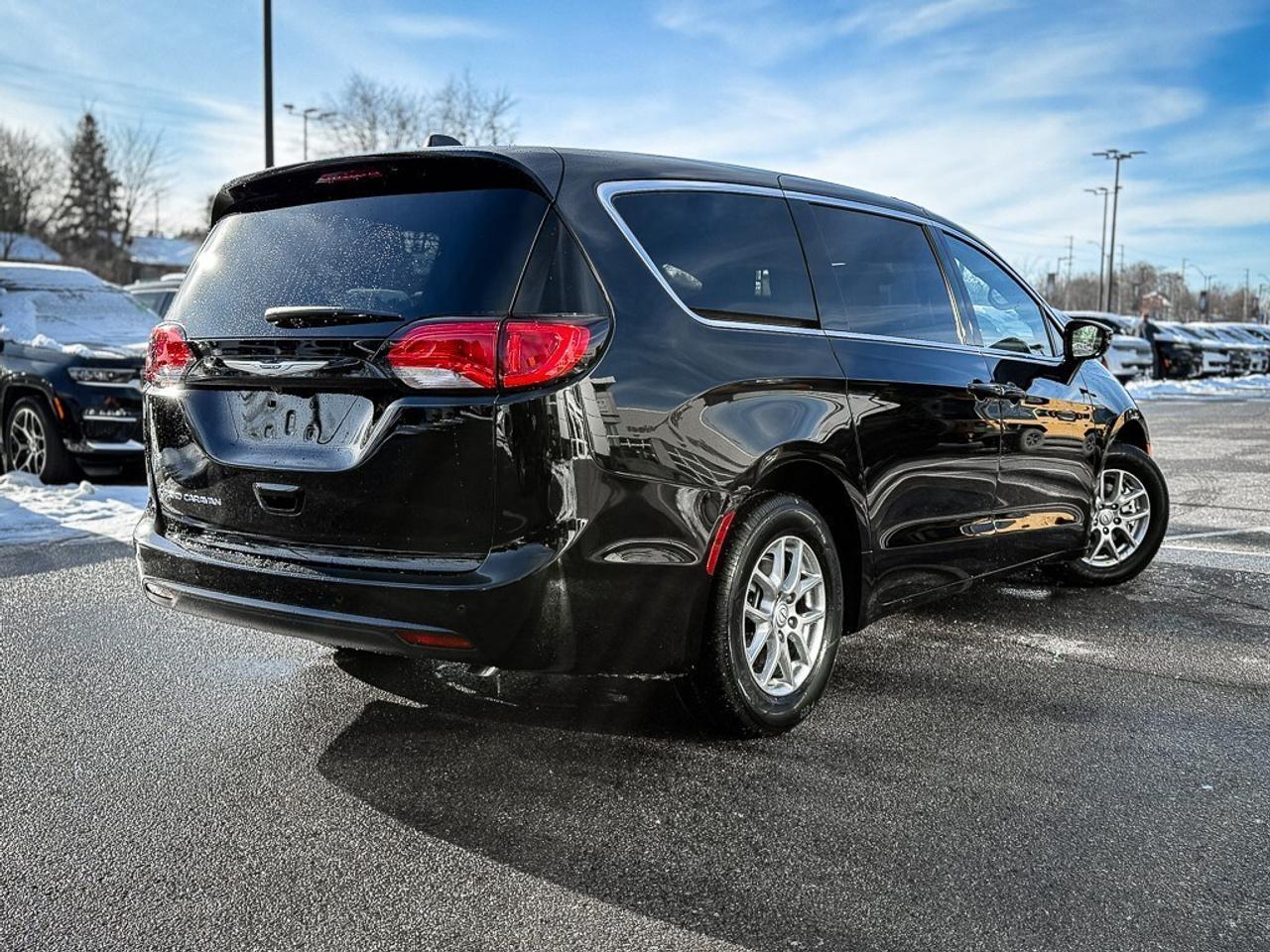 2026 Chrysler Grand Caravan SXT   PWR DOORS   HEATED SEATS   REMOTE START   CA Photo