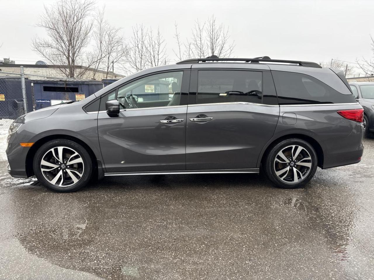 2019 Honda Odyssey Touring Photo