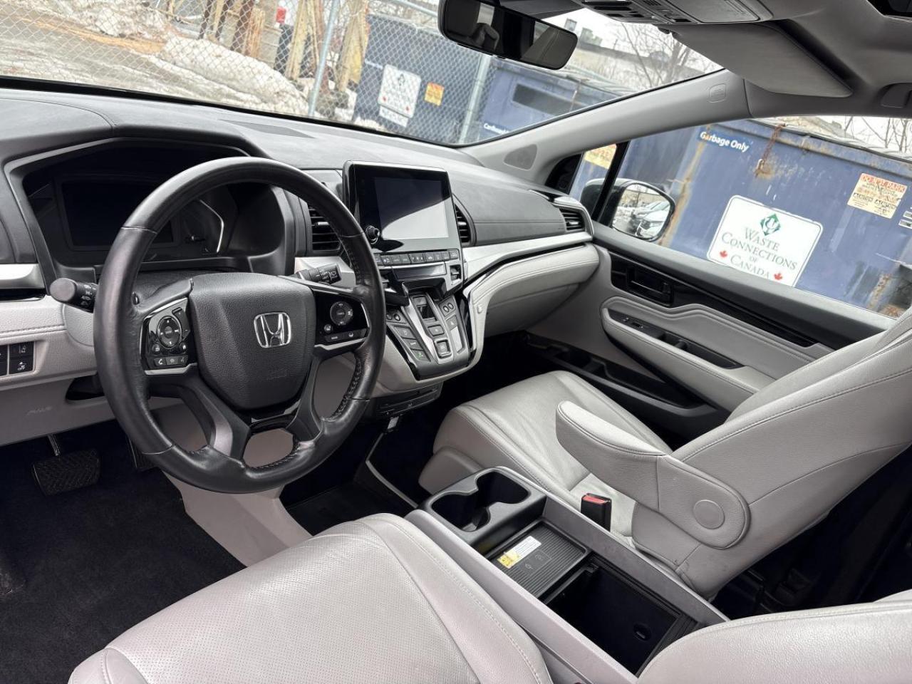 2019 Honda Odyssey Touring Photo