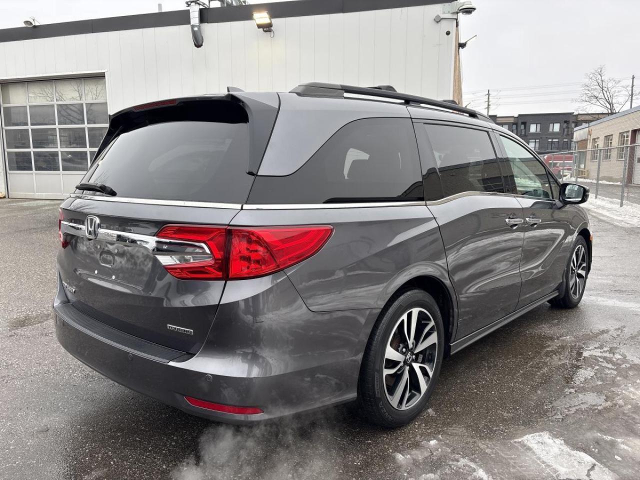 2019 Honda Odyssey Touring Photo