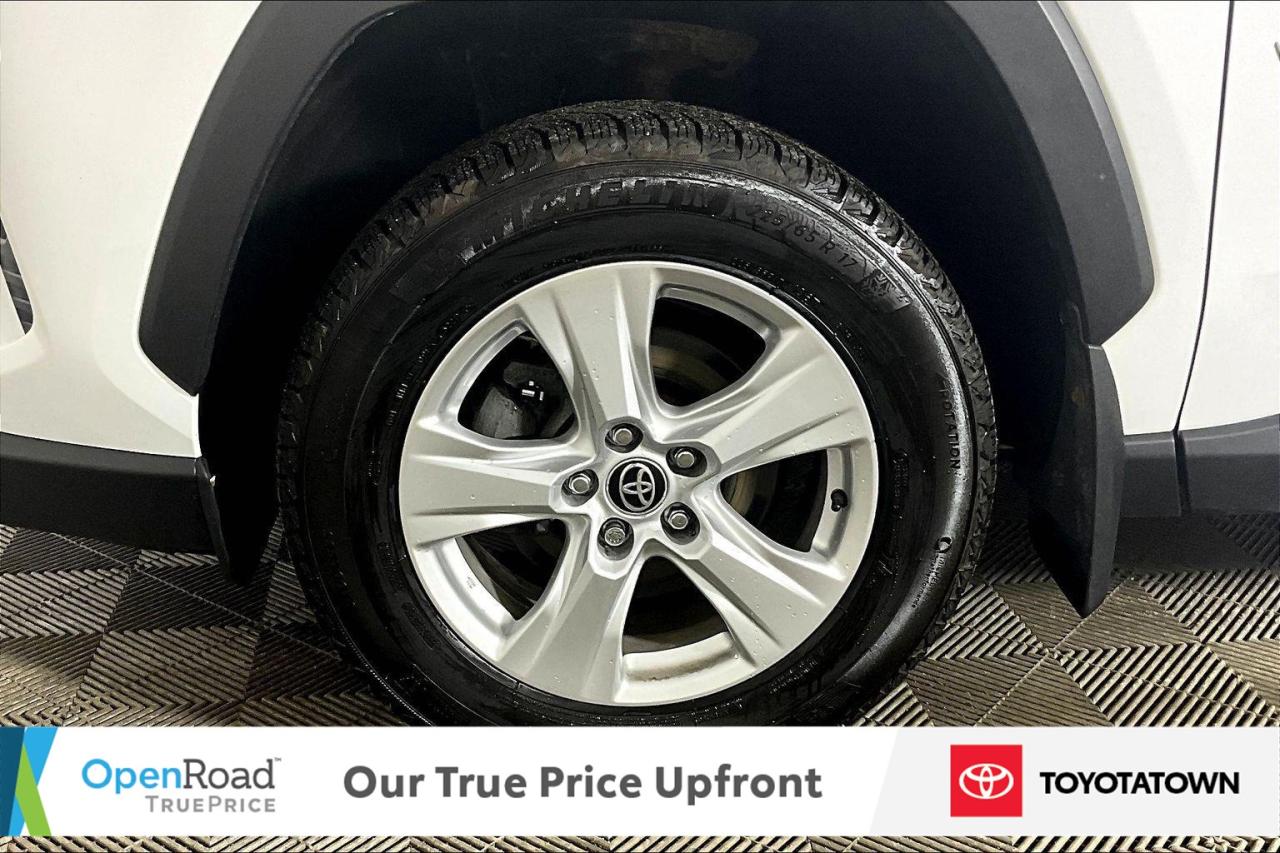 2021 Toyota RAV4 Hybrid XLE! LOADED! ELIGIBLE FOR OPEN ROAD LEASING! Photo