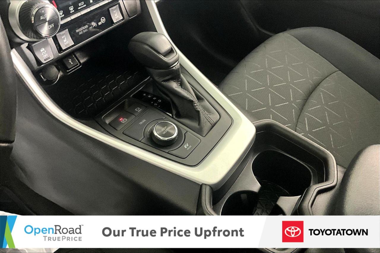 2021 Toyota RAV4 Hybrid XLE! LOADED! ELIGIBLE FOR OPEN ROAD LEASING! Photo