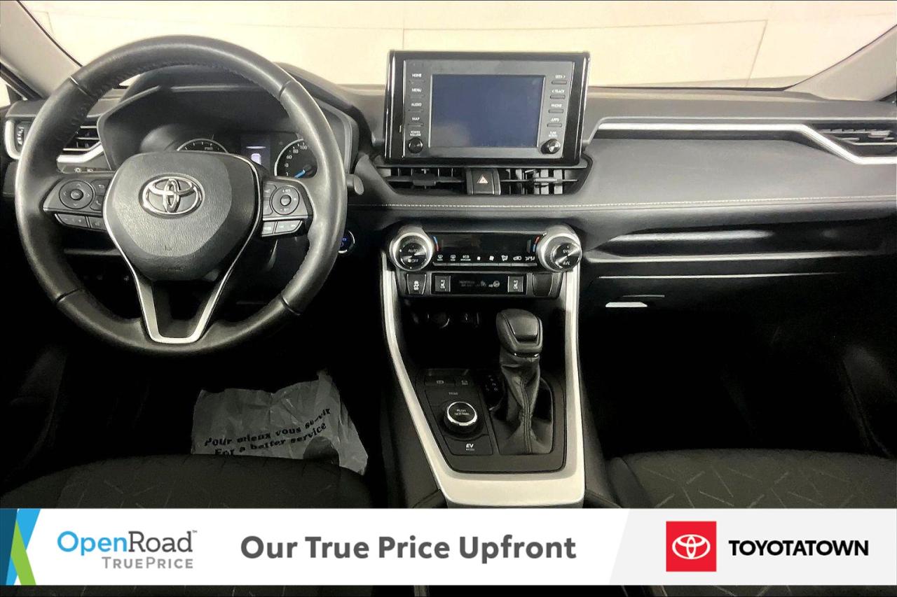 2021 Toyota RAV4 Hybrid XLE! LOADED! ELIGIBLE FOR OPEN ROAD LEASING! Photo