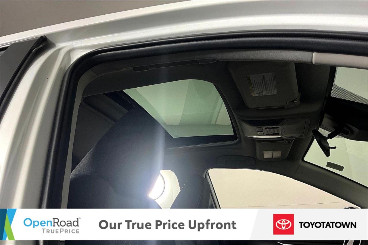 2021 Toyota RAV4 Hybrid XLE! LOADED! ELIGIBLE FOR OPEN ROAD LEASING! Photo