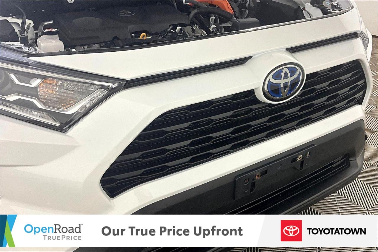 2021 Toyota RAV4 Hybrid XLE! LOADED! ELIGIBLE FOR OPEN ROAD LEASING! Photo