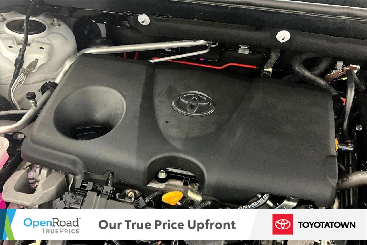 2021 Toyota RAV4 Hybrid XLE! LOADED! ELIGIBLE FOR OPEN ROAD LEASING! Photo