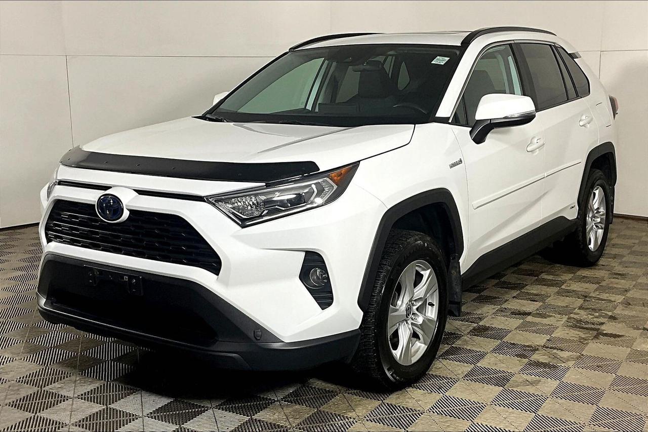 2021 Toyota RAV4 Hybrid XLE AWD Photo0