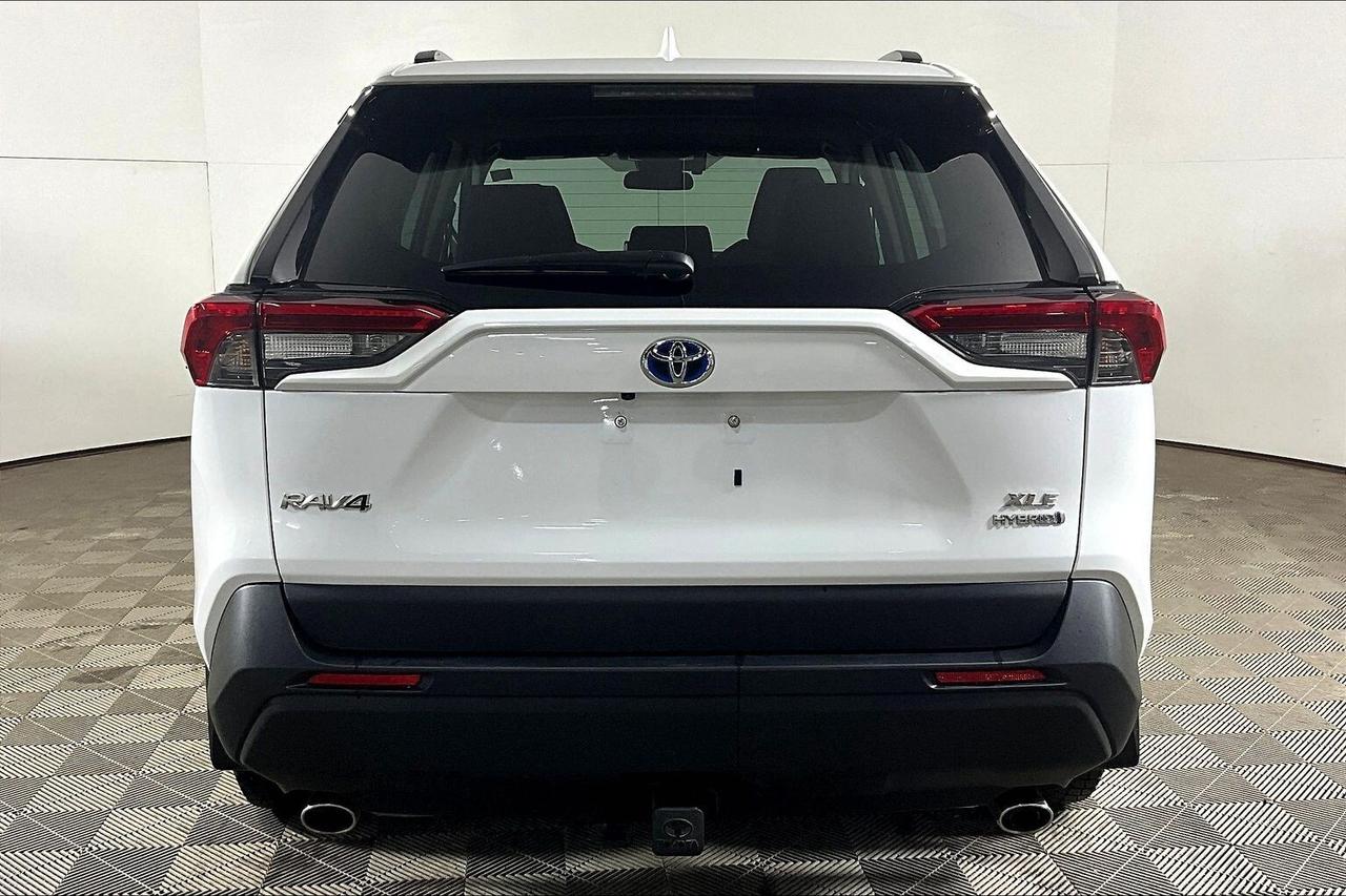 2021 Toyota RAV4 Hybrid XLE AWD Photo