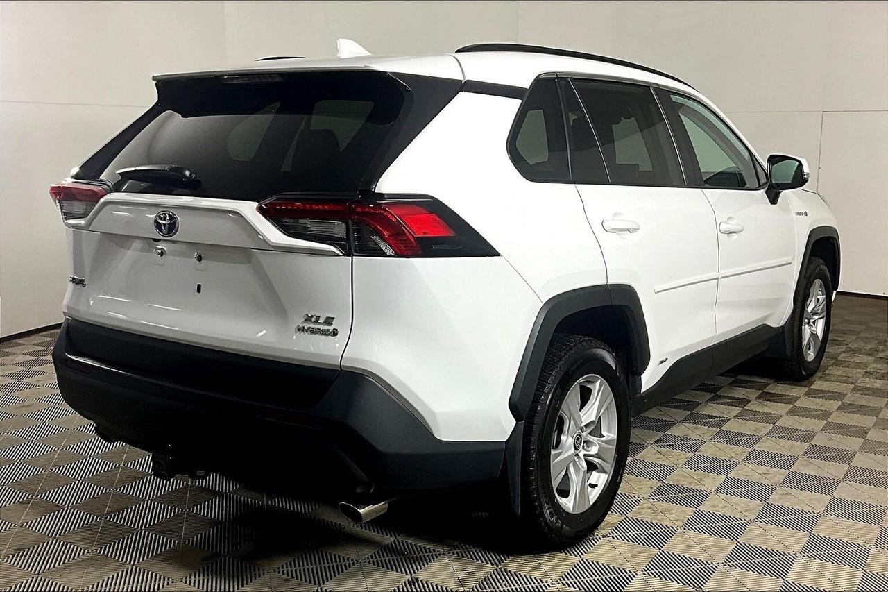 2021 Toyota RAV4 Hybrid XLE AWD Photo