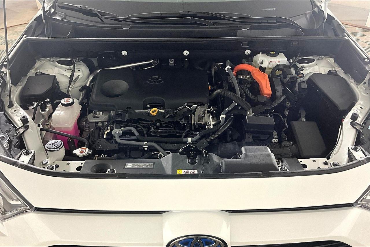2021 Toyota RAV4 Hybrid XLE AWD Photo