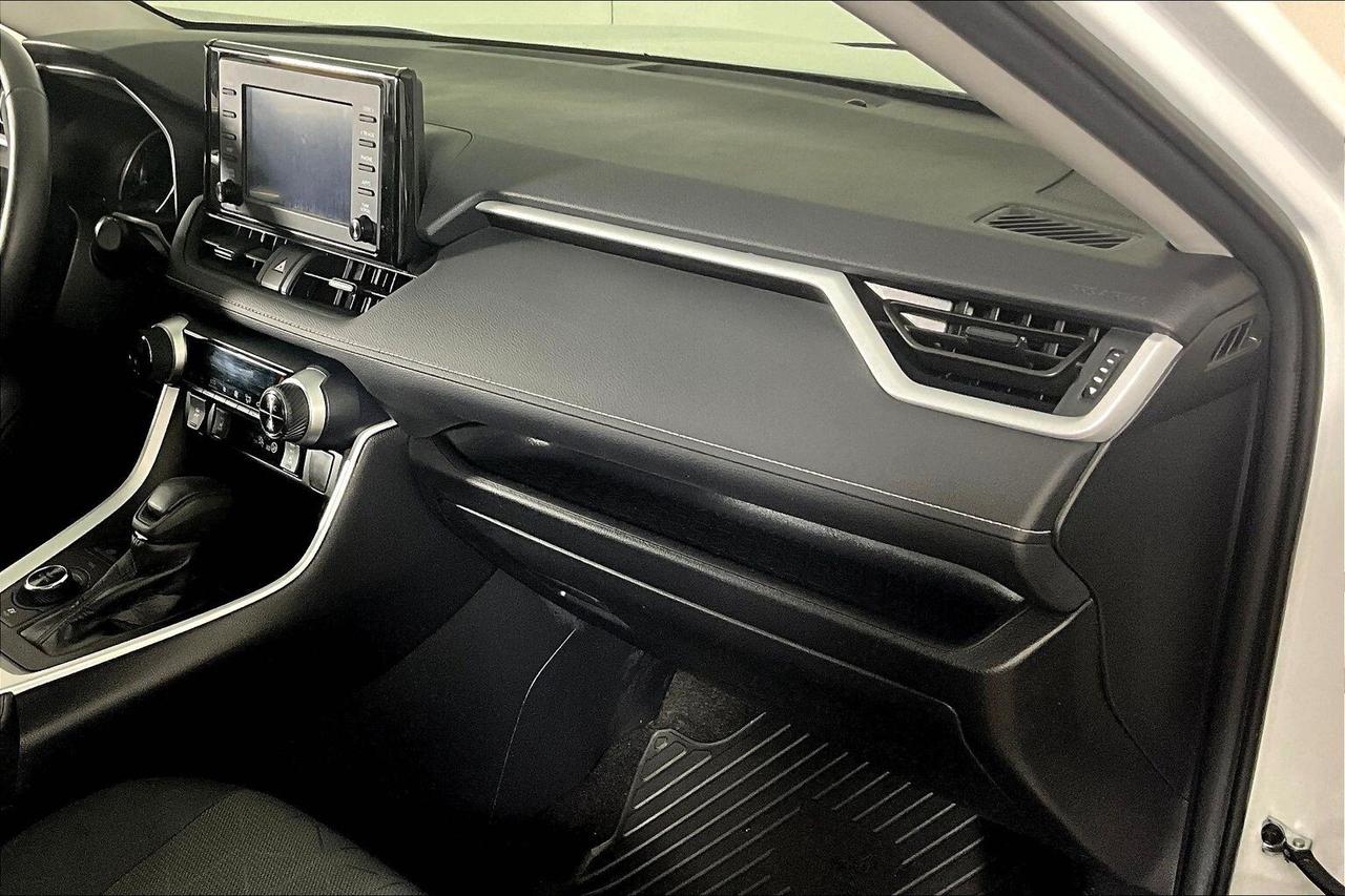 2021 Toyota RAV4 Hybrid XLE AWD Photo