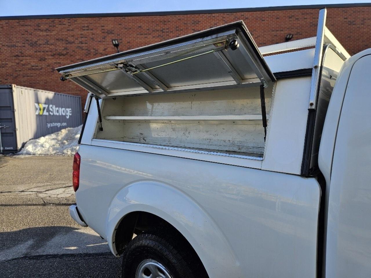 2018 Nissan Frontier 2.5L 4 CYLINDER GAS SAVER-CAMERA-1 OWNER-KING CAB! Photo