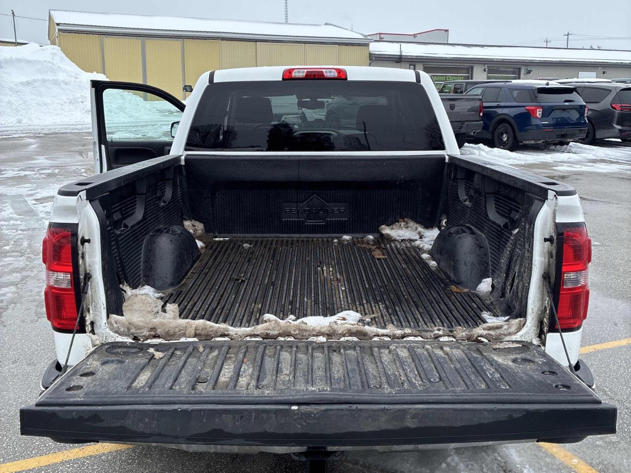 2017 GMC Sierra 1500 SLE 4WD **BOSS SNOW PLOW** CREW CAB-SHORT BOX! Photo