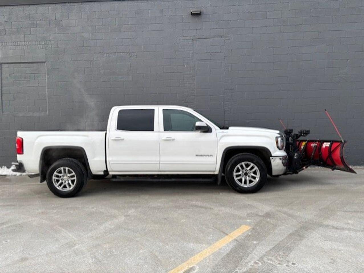 2017 GMC Sierra 1500 SLE 4WD **BOSS SNOW PLOW** CREW CAB-SHORT BOX! Photo