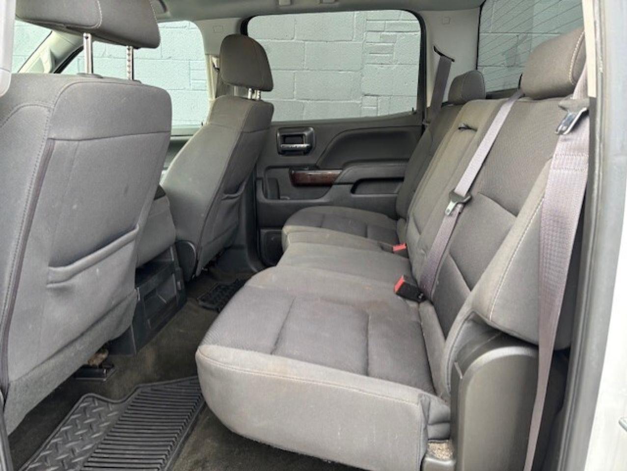 2017 GMC Sierra 1500 SLE 4WD **BOSS SNOW PLOW** CREW CAB-SHORT BOX! Photo