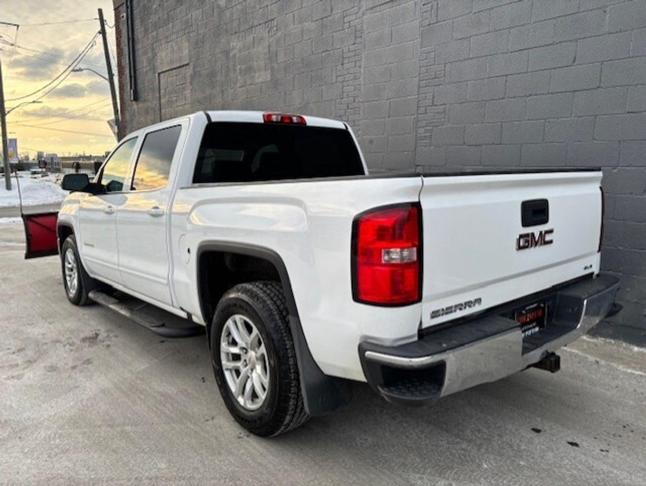 2017 GMC Sierra 1500 SLE 4WD **BOSS SNOW PLOW** CREW CAB-SHORT BOX! Photo