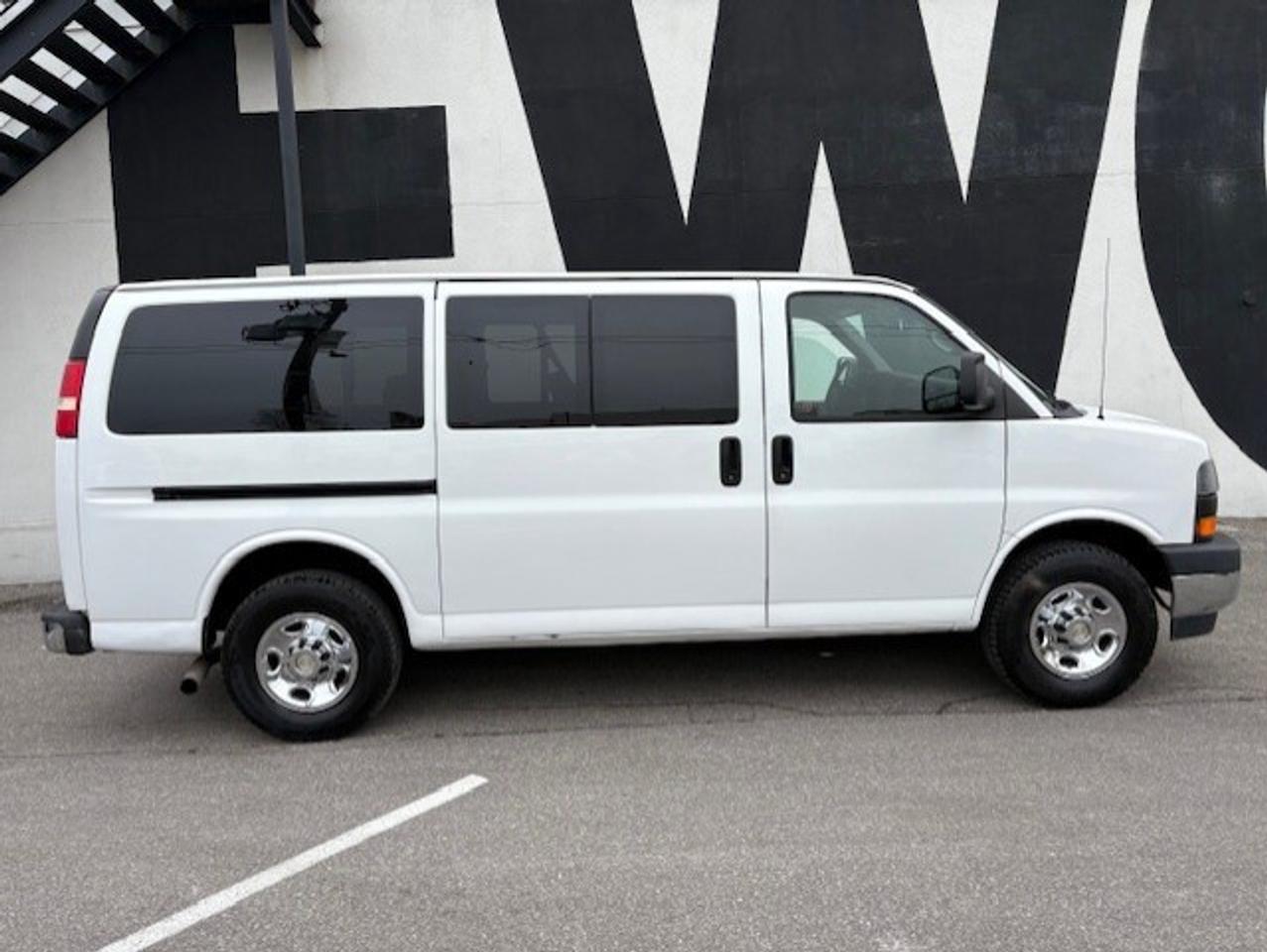2012 Chevrolet Express Passenger 3500 **12 PASS-SLIDING DOOR-NEW BRAKES-CERTIFIED** Photo