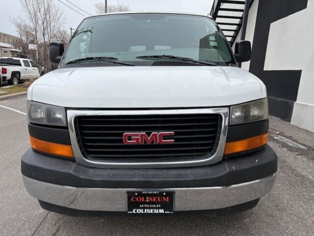 2012 Chevrolet Express Passenger 3500 **12 PASS-SLIDING DOOR-NEW BRAKES-CERTIFIED** Photo