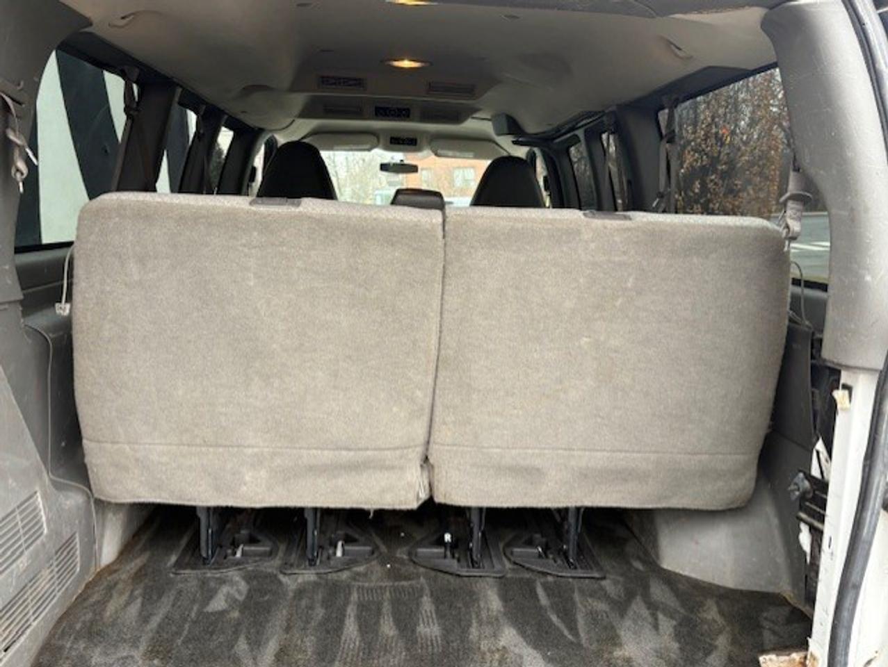 2012 Chevrolet Express Passenger 3500 **12 PASS-SLIDING DOOR-NEW BRAKES-CERTIFIED** Photo