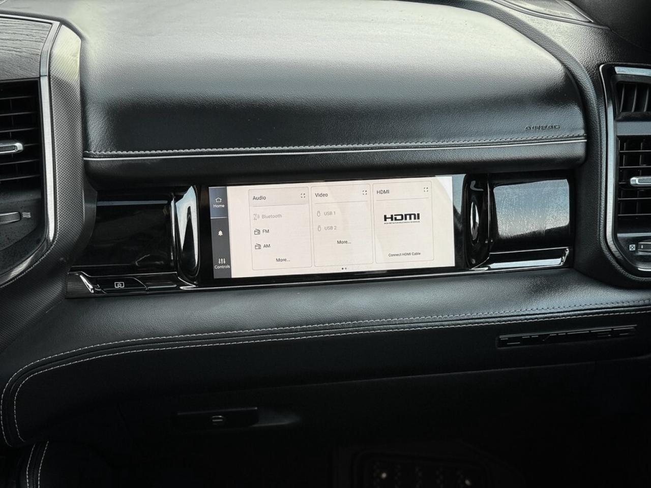 2025 RAM 2500 Limited   CREW    LEVEL 1   5TH WHEEL PREP    TOW Photo