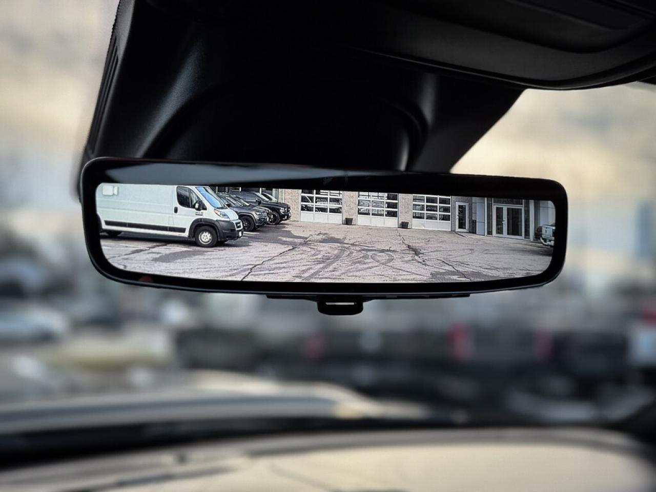 2025 RAM 2500 Limited   CREW    LEVEL 1   5TH WHEEL PREP    TOW Photo