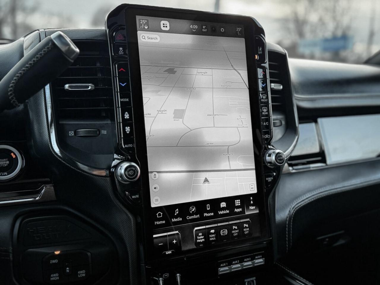 2025 RAM 2500 Limited   CREW   CUMMINS   5TH WHEEL PREP   LEVEL Photo