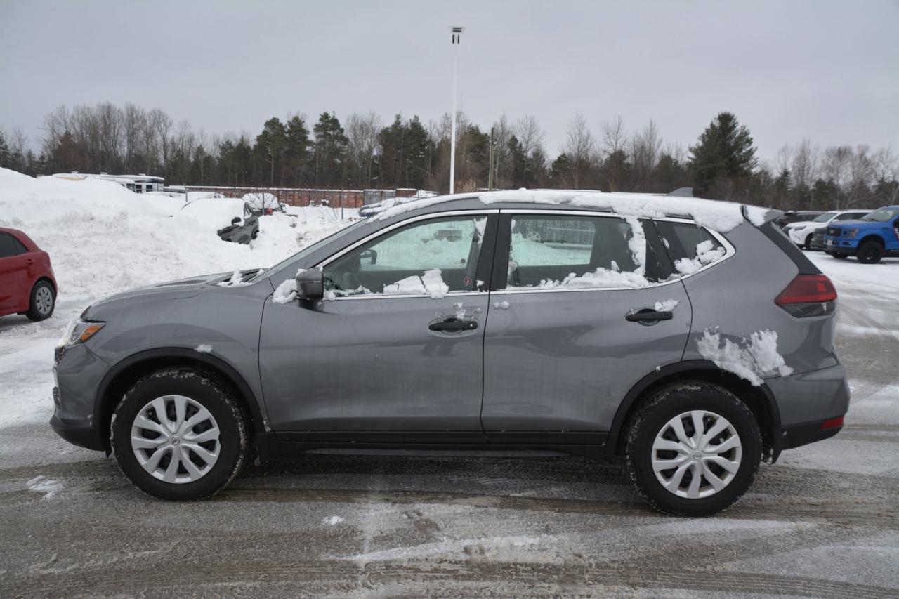 2018 Nissan Rogue S Photo
