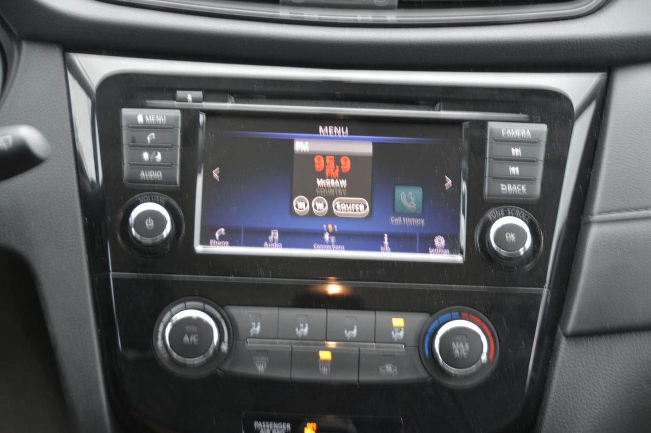 2018 Nissan Rogue S Photo