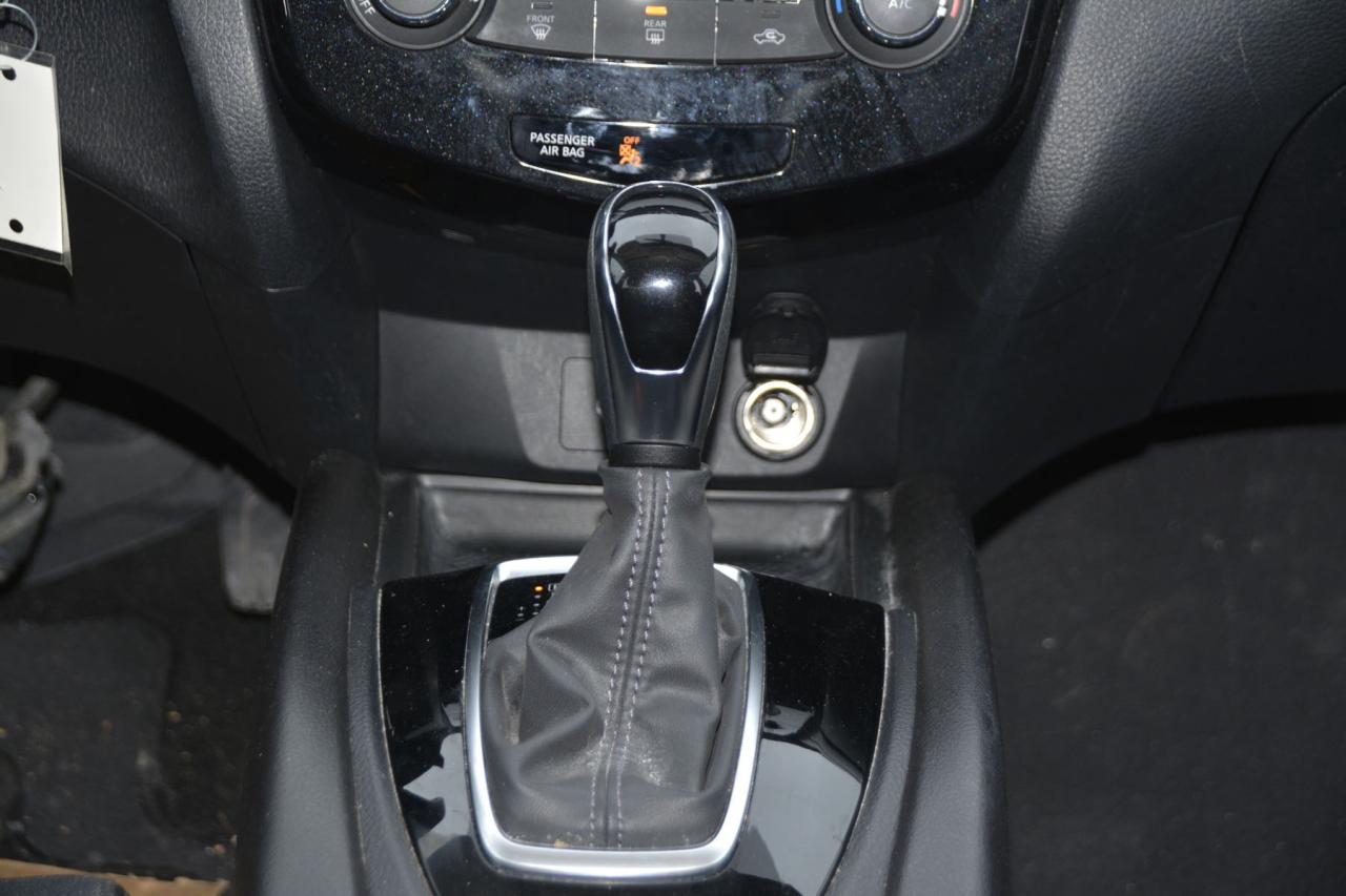 2018 Nissan Rogue S Photo