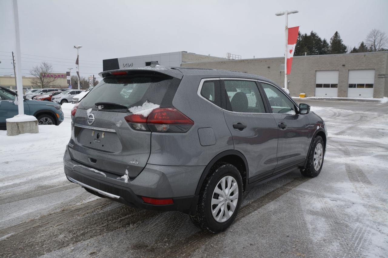 2018 Nissan Rogue S Photo