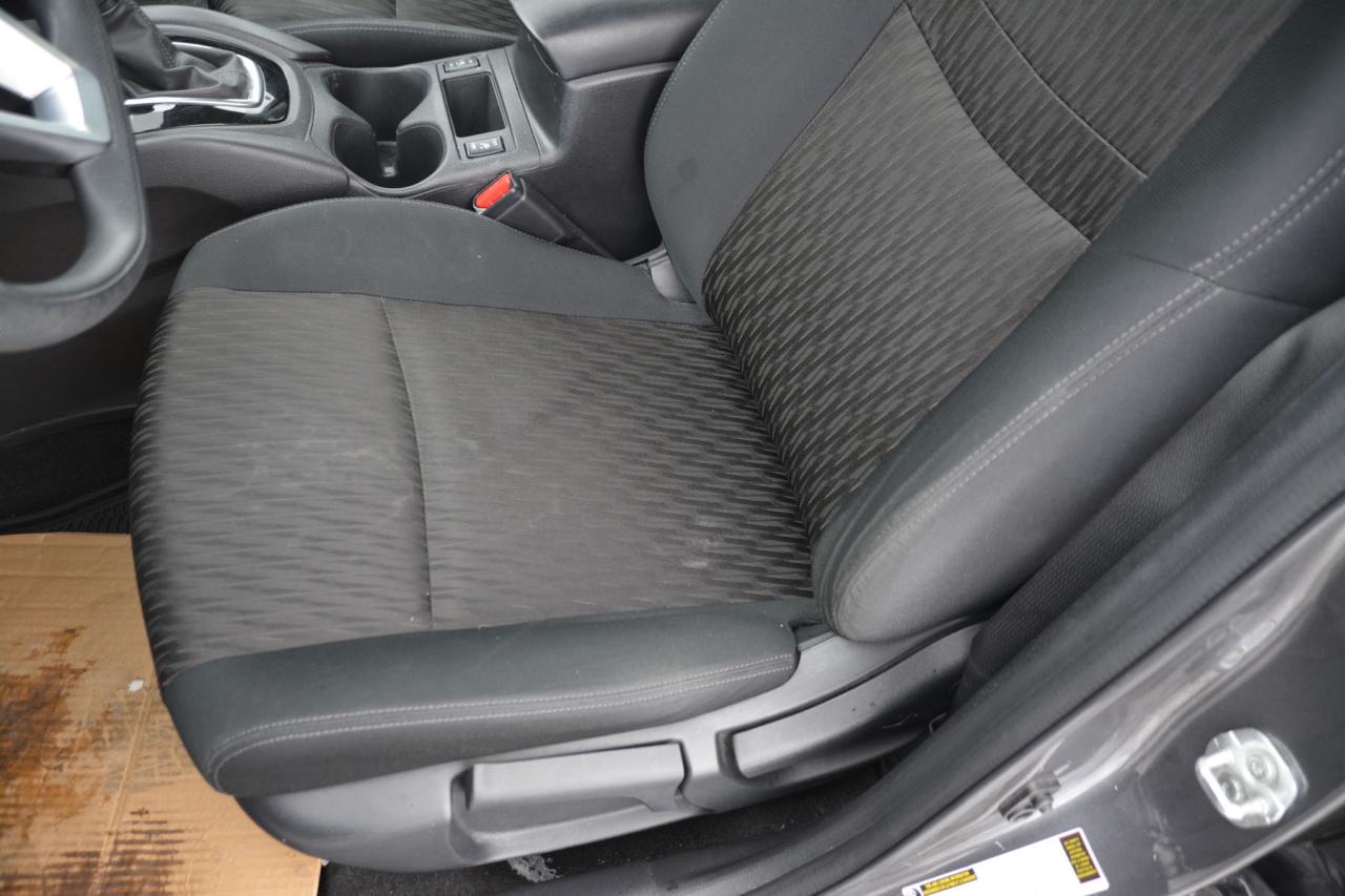 2018 Nissan Rogue S Photo