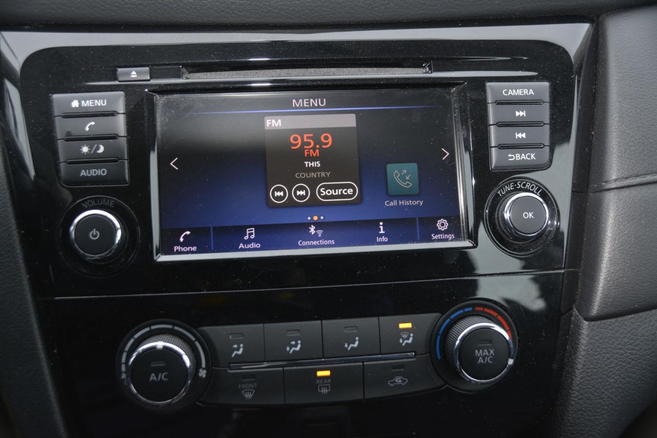 2018 Nissan Rogue S Photo