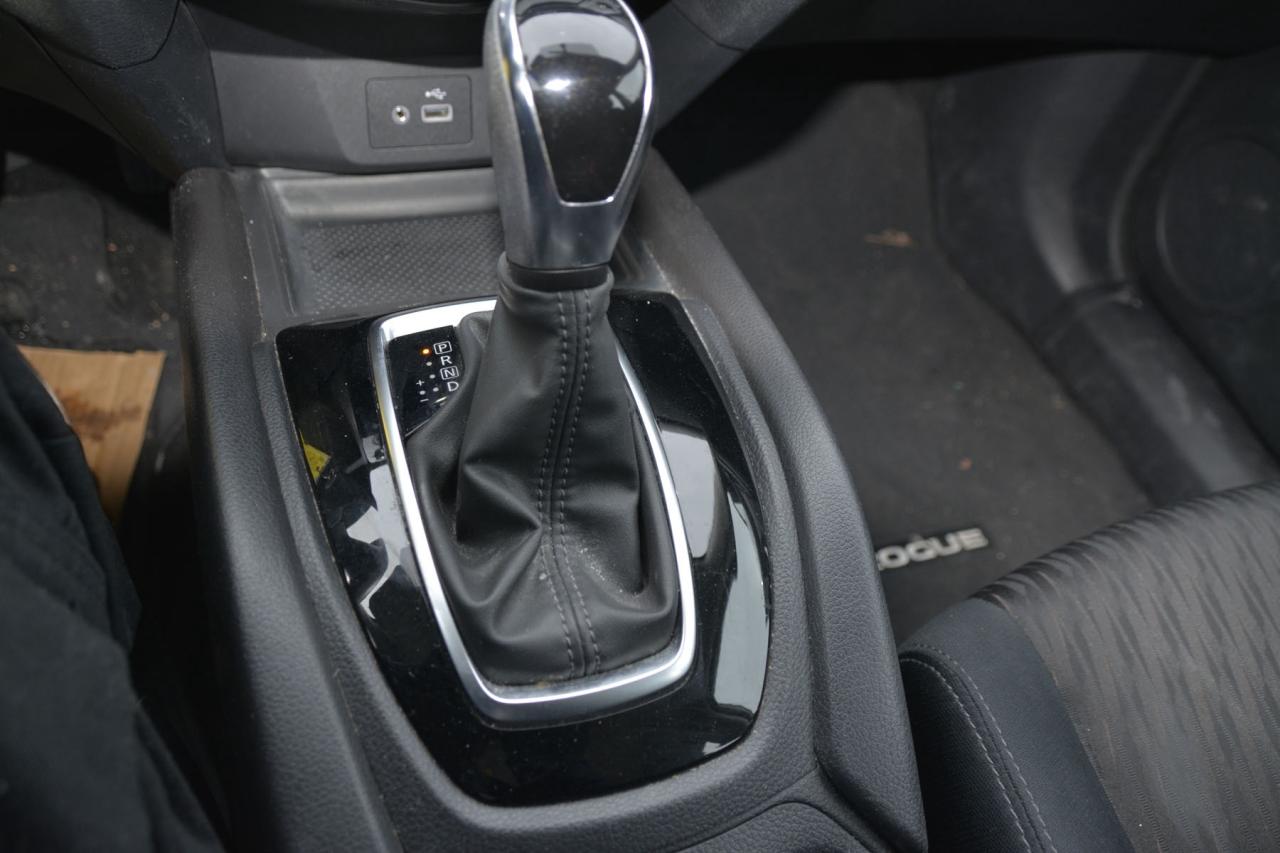 2018 Nissan Rogue S Photo