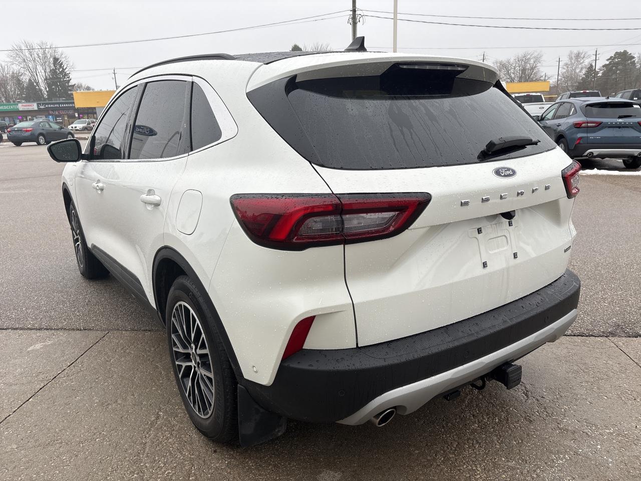 2023 Ford Escape PHEV Photo