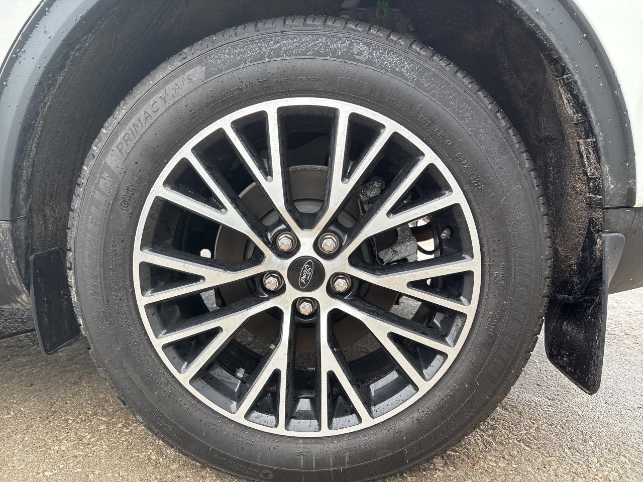 2023 Ford Escape PHEV Photo