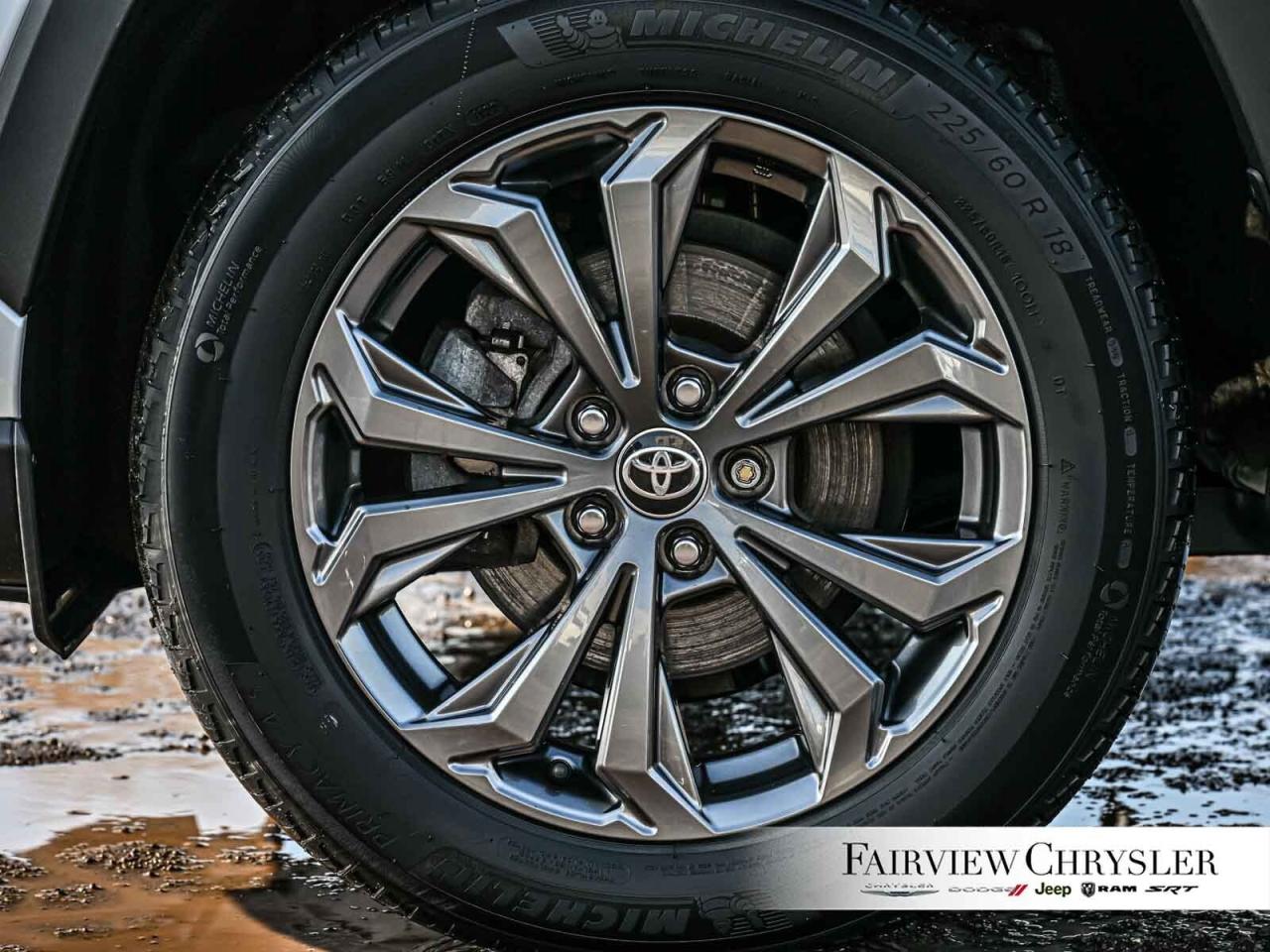 2022 Toyota RAV4 Hybrid Limited HYBRID   SUNROOF   LEATHER   NAV   JBL AUD Photo