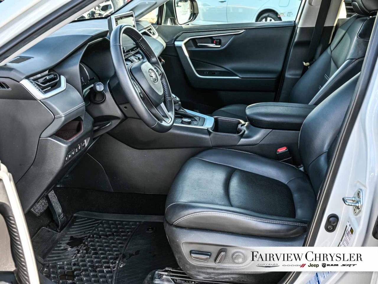 2022 Toyota RAV4 Hybrid Limited HYBRID   SUNROOF   LEATHER   NAV   JBL AUD Photo