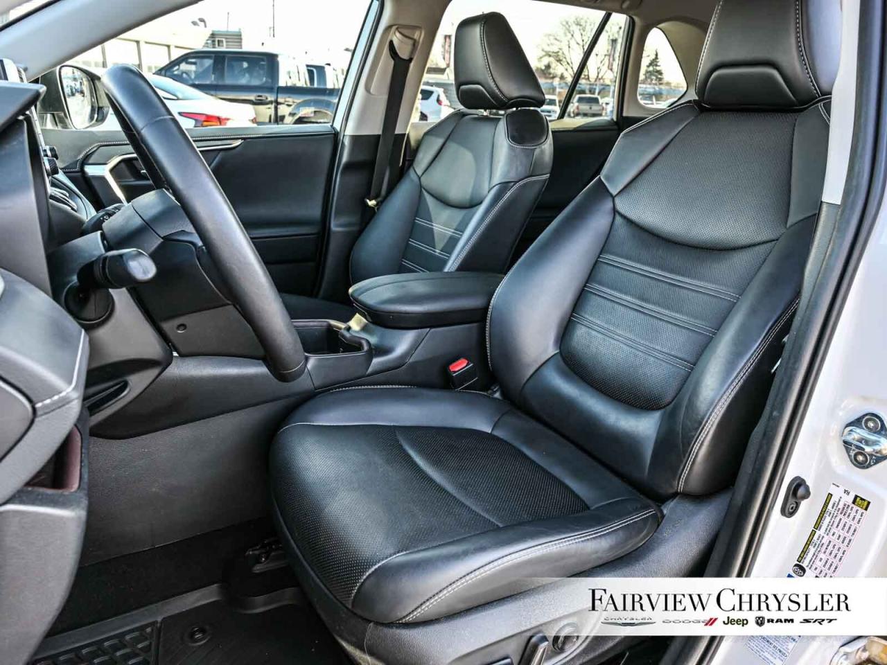 2022 Toyota RAV4 Hybrid Limited HYBRID   SUNROOF   LEATHER   NAV   JBL AUD Photo