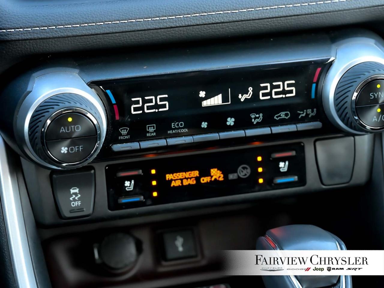 2022 Toyota RAV4 Hybrid Limited HYBRID   SUNROOF   LEATHER   NAV   JBL AUD Photo