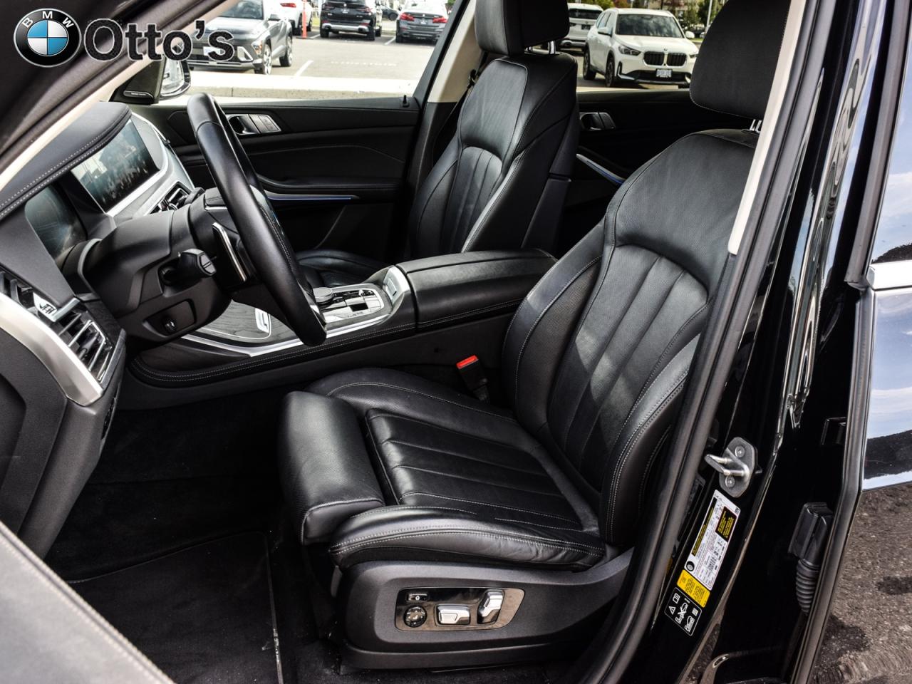 2022 BMW X7 xDrive40i Premium Enhanced Package 22inch Lt/Aly W Photo