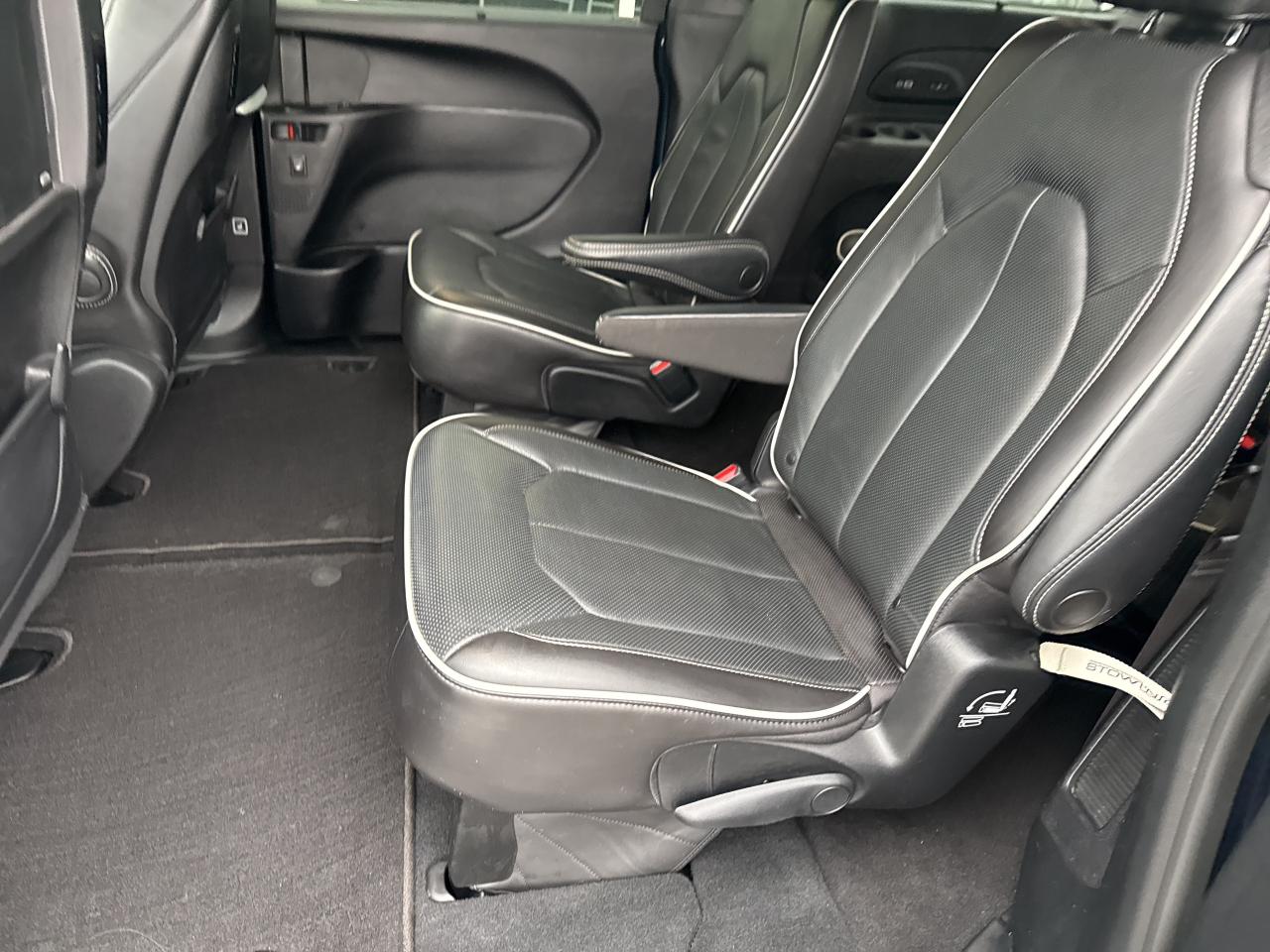 2023 Chrysler Pacifica Limited Photo