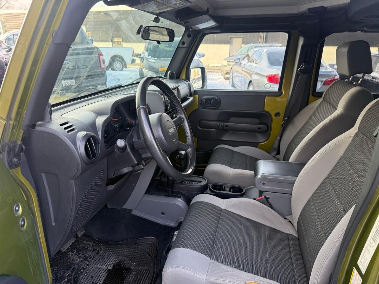 2007 Jeep Wrangler 4WD 4dr Unlimited X 2007 Jeep Wrangler Limited X Photo