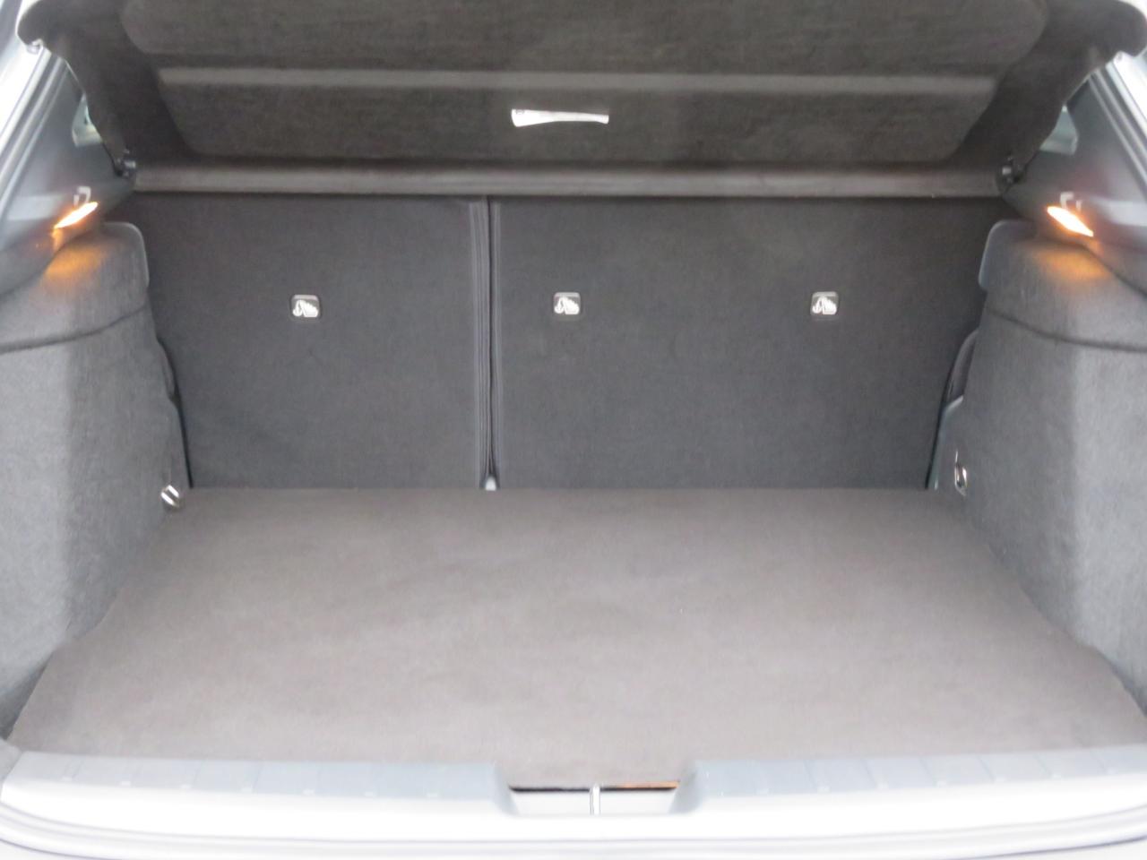 2025 Nissan Kicks SR AWD Photo