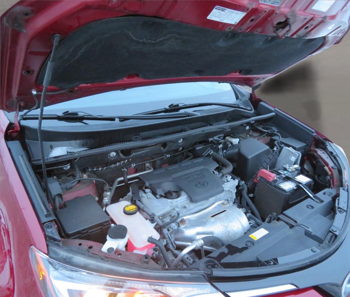 2018 Toyota RAV4 FWD LE Photo