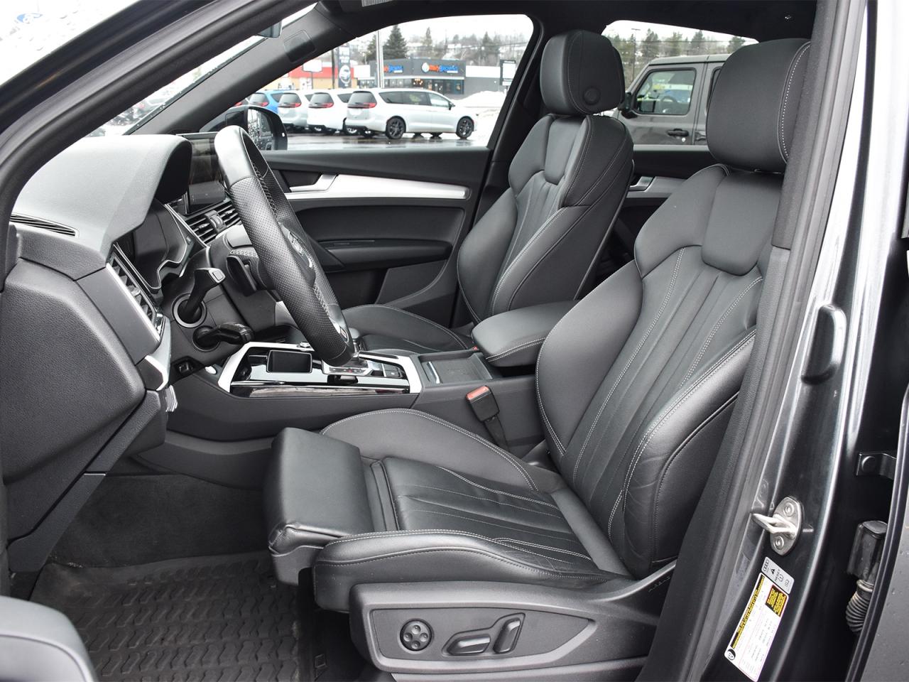 2023 Audi Q5 45 Technik Photo