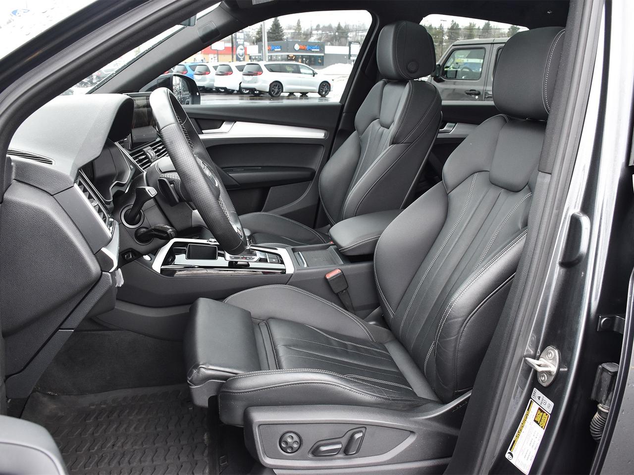 2023 Audi Q5 45 Technik Photo