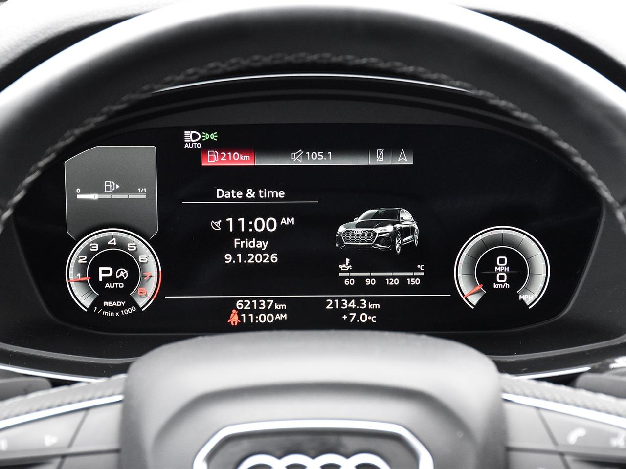 2023 Audi Q5 45 Technik Photo