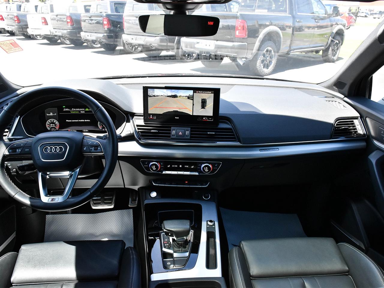 2023 Audi Q5 45 Technik Photo